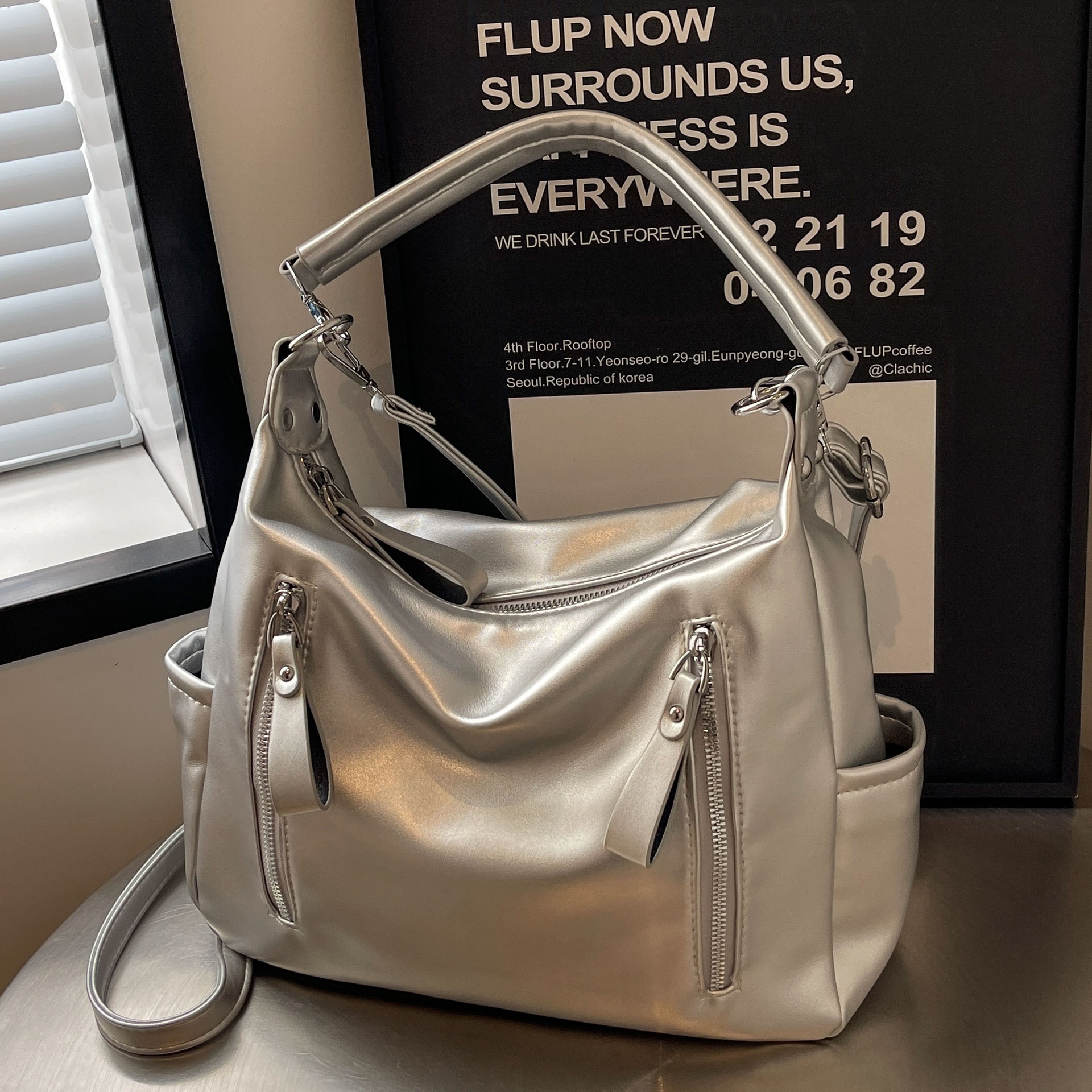 Top Brand High Quality New Style Free Delivery Designer Cross-border Large Capacity 2025 New Crossbody Textured Niche High-end Commuter New Free