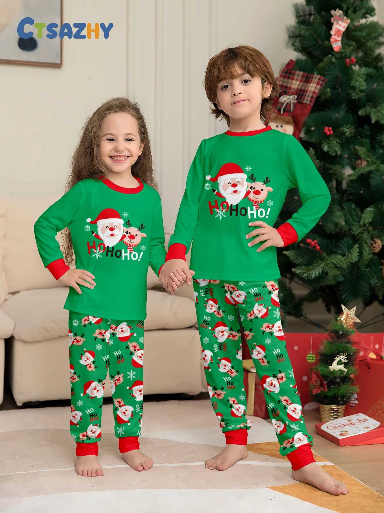 Ensemble de pyjama de Noël pour enfants correspondant aux bas de haut en haut Green avec Santa Rendeer Ho Ho Ho Imprimés x250920