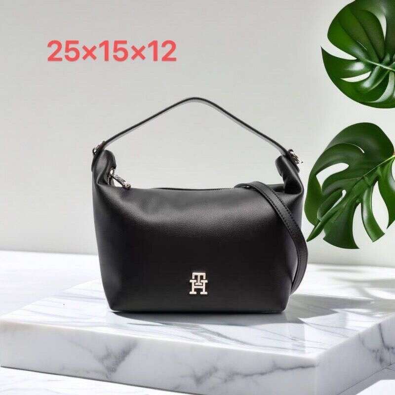Black 2025 Spring New High-End Clutch Crossbody Bag