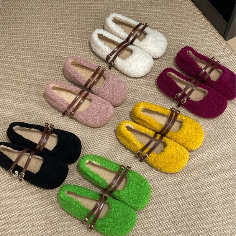 Autumn Winter Femmes Fur Flats Chaussures Concise Comfort Street Style Soft Sole Female Robe courte en peluche Mary Jane Chaussures 250919