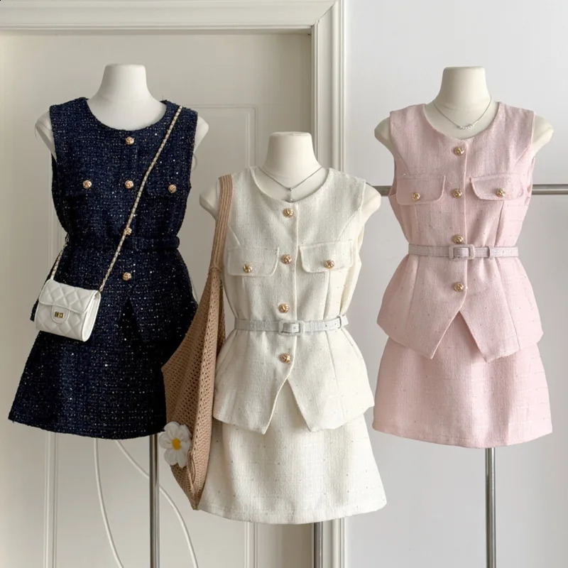 French Elegant Lady Small Fragrance Tweed 2 pièces ensembles pour les femmes Summer Sweet Chic Vest Tops Courte Jupe Twopiece Set 250920