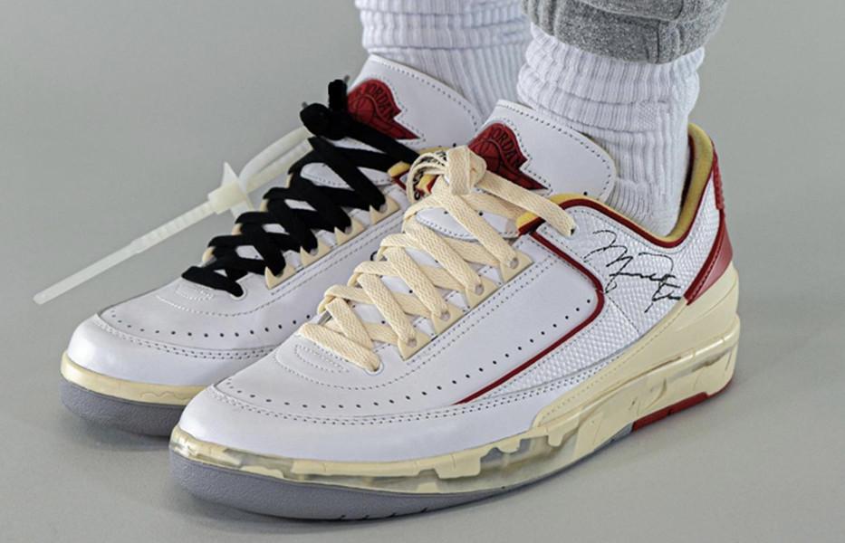 Libérez des chaussures de basket-ball masculines 2 Low Sp White Red Signature Fashion Trainers Luxurys Designer Sneakers Ship avec boîte