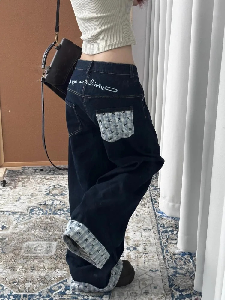HOUZHOU Y2k Embroidery Baggy Jeans Women Vintage Plaid Patchwork Denim Trousers Harajuku Korean Sweet Oversized Jeans Cutecore 250920