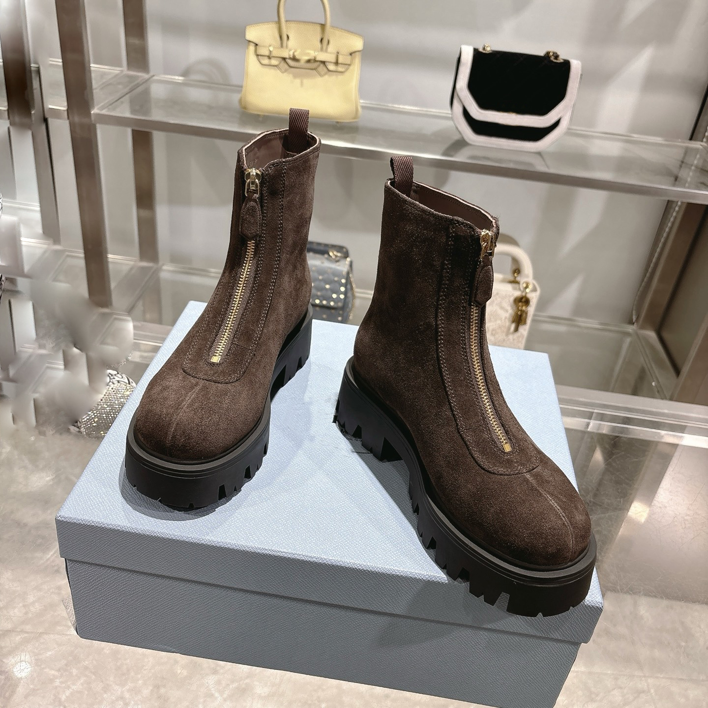 designer boots womens cowhide Ankle Boots Leather Winter boots Toe Lace-up Short Boots Womens Platform Designer Knight Boot Women luxury Shoes