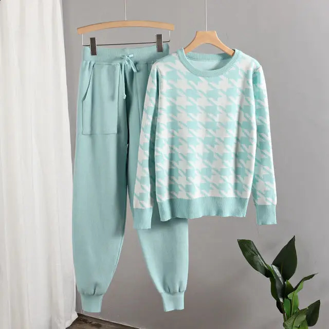 2025 simple casual womens warm knit sports pullover for autumn and winter twopiece set 250917