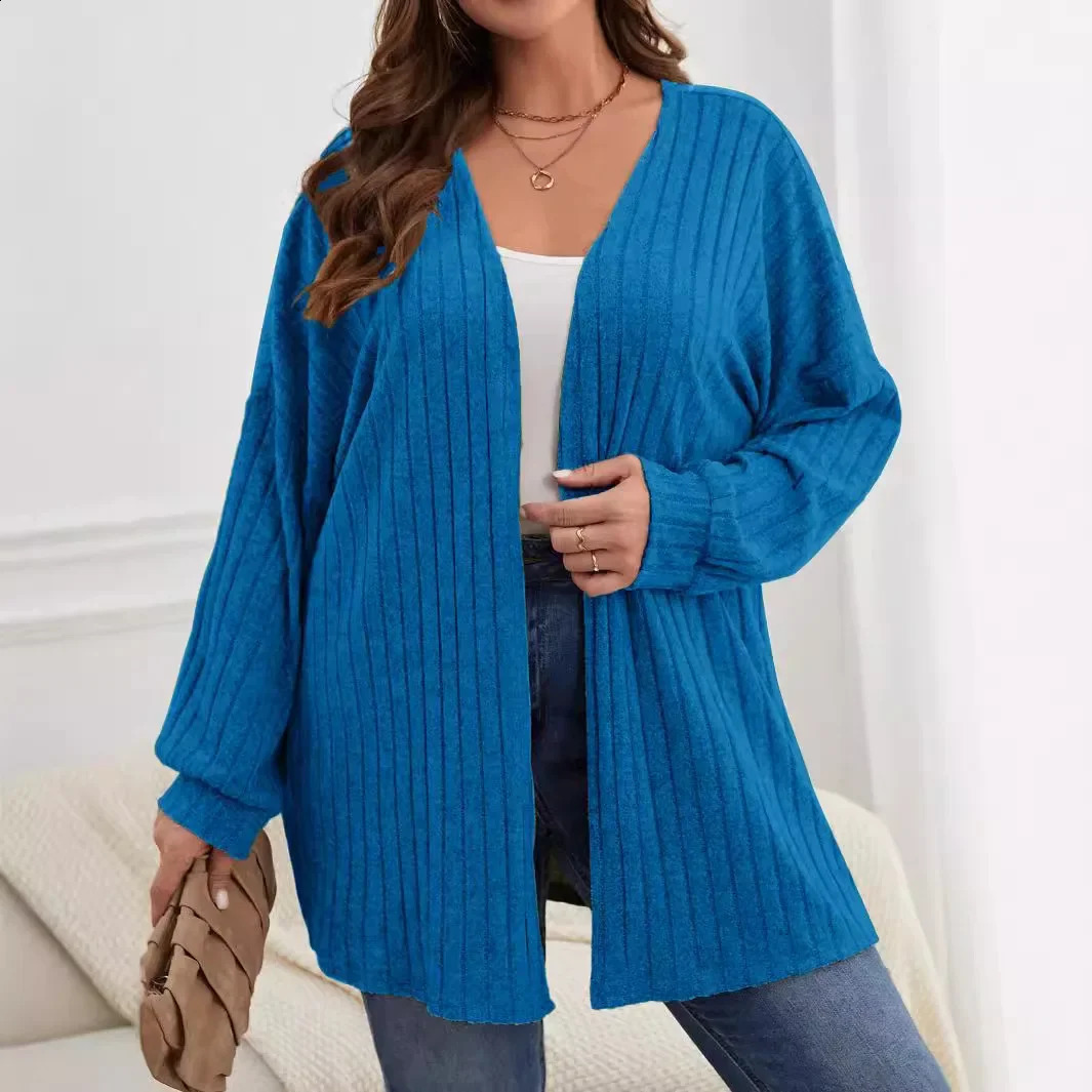 Womens Plus Size 1XL5XL Autumn and Winter Solid Color Loose Cardigan Top Womens Long Sleeved Knitted Jacket 250920