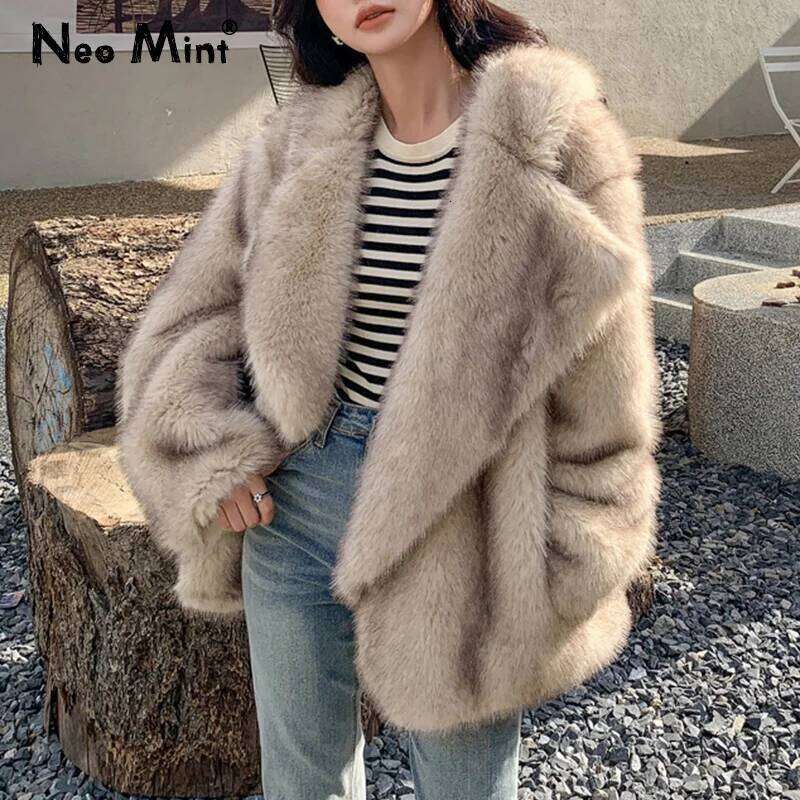 Brand Fashion Gradient Animal Color Faux Fur Coat Jacket Women 2024 Winter Loose Oversized Long Fluffy Overcoat Outerwear 250912