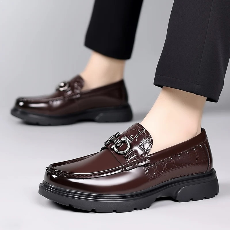 style mens Britis genuine leater soes fasionable casual loafers mens comfortable outdoor business soes formal soes 250920 M260805