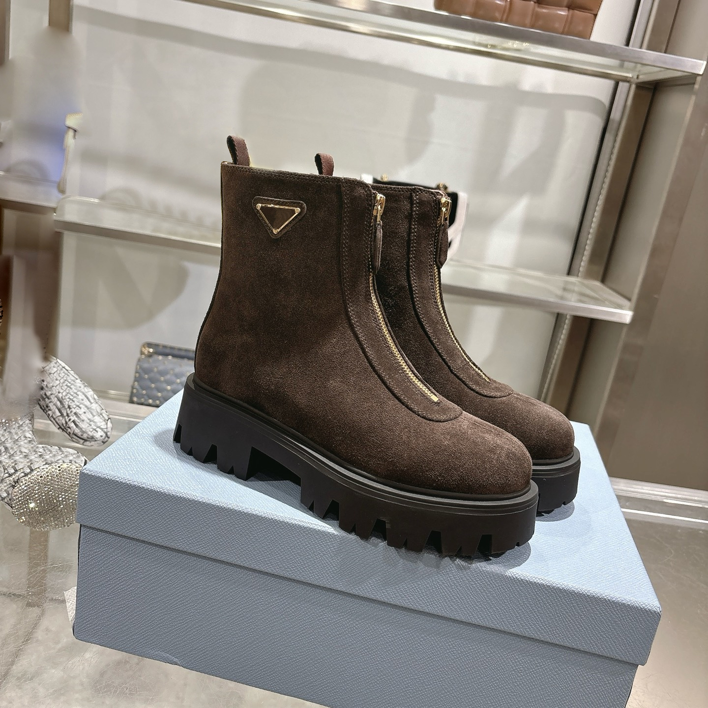 boots designer womens Frosted cowhide Ankle Boots Leather Winter boots Toe Lace-up Short Boots Womens Platform Designer Knight Boot Women luxury Sho