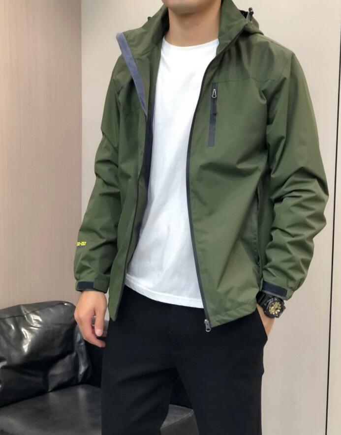 Men's Jackets Goretex Fashion Brand Designer Outdoor Sportswear Running Leisure Windproof Quick Drying Gore Texpro Jacket Coat Soft Shell