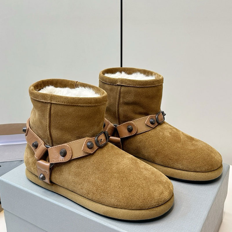 Femme Alaska Board doux en camel 845895 dames Split Calfskin Boots Snow Designer Chaussures de ski de ski Round Toe Botie TPU SOLE