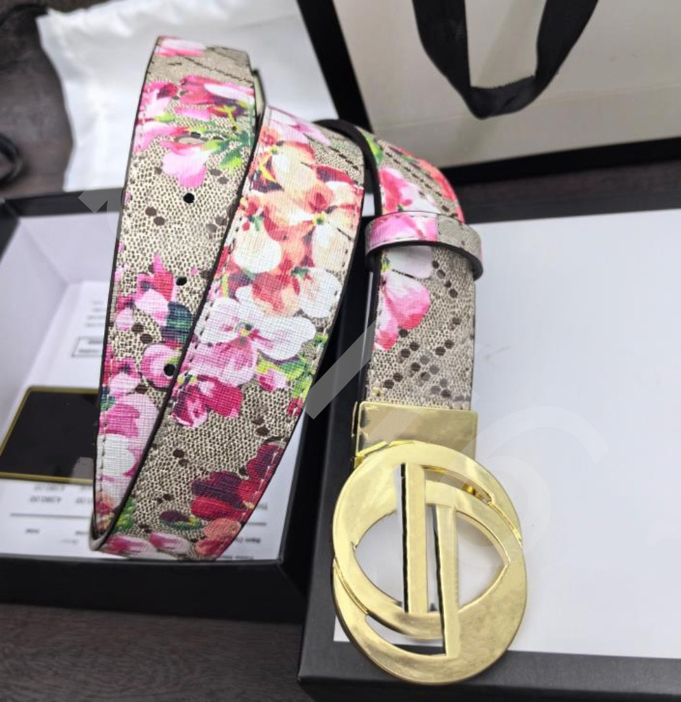 2025 Ceinture de créateur de luxe Mode Ceintures en cuir véritable pour hommes Lettre Double Grand or classique 4 couleurs 100-125CM taille avec