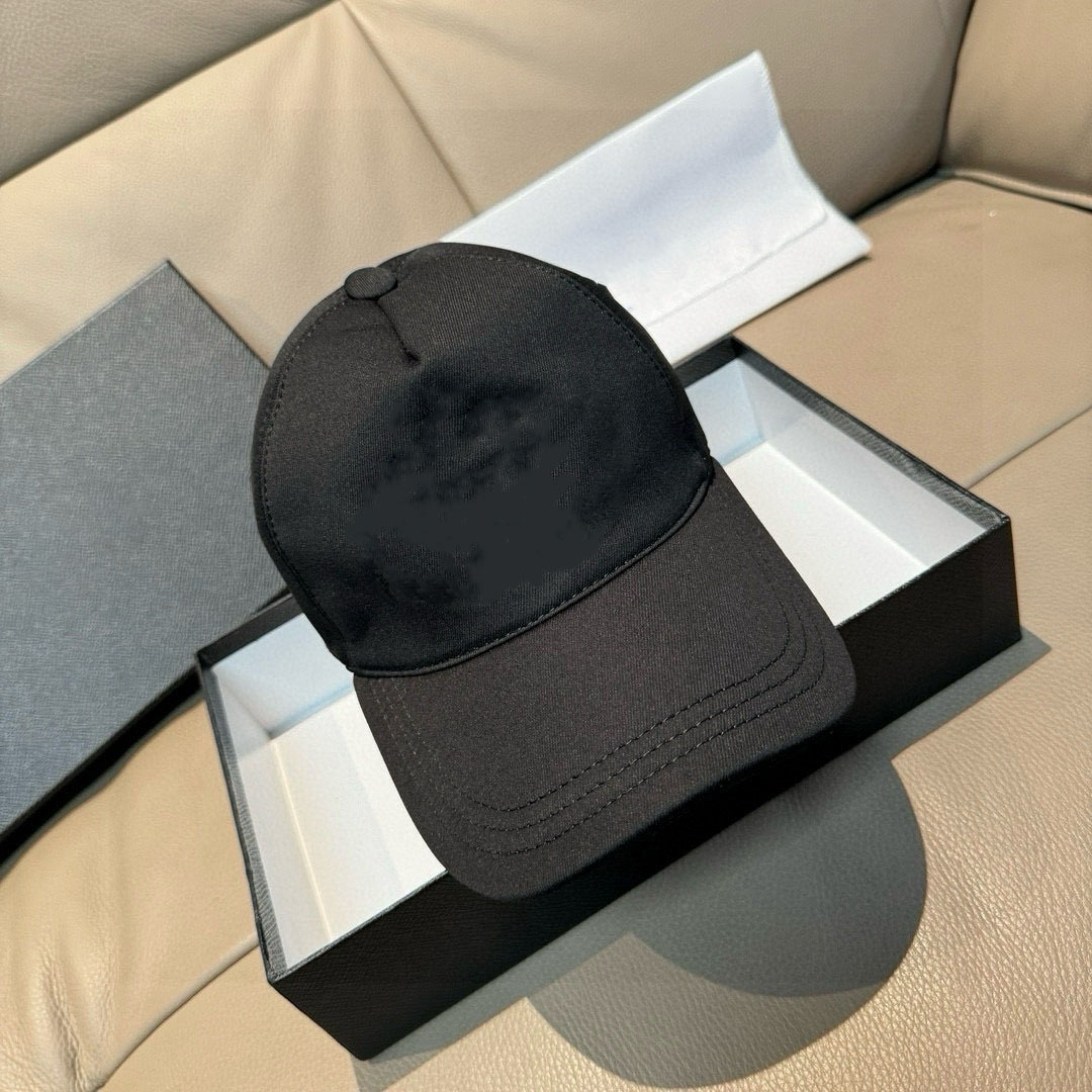 10A High-end new fashionable designer Tom hat luxury embroidered baseball cap women's summer casual hat sun protection cap new Ford baseball ca