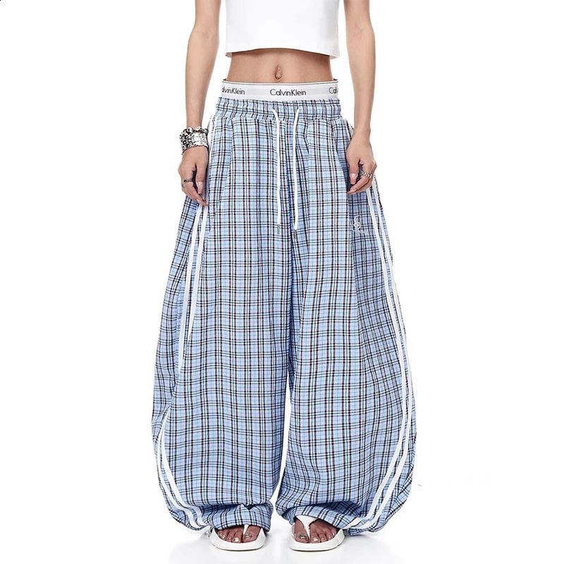 Autumn Mens Blue Plaid Long Pants Harajuku Baggy Y2k Pants Elastic Band Vintage Oversize Trousers Japanese 2000s Style Clothes 250920