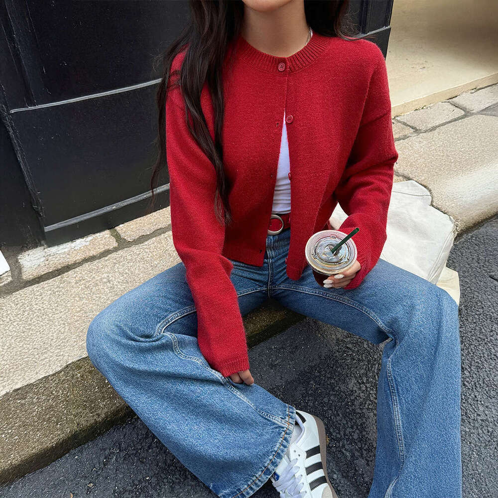 Cross-Border Europe et Américain Y2K Girl Hot Girl Solid Color Bouton à manches longues Shirt Tricoted Women's Clothing 2025 Automne Hiver Indepe