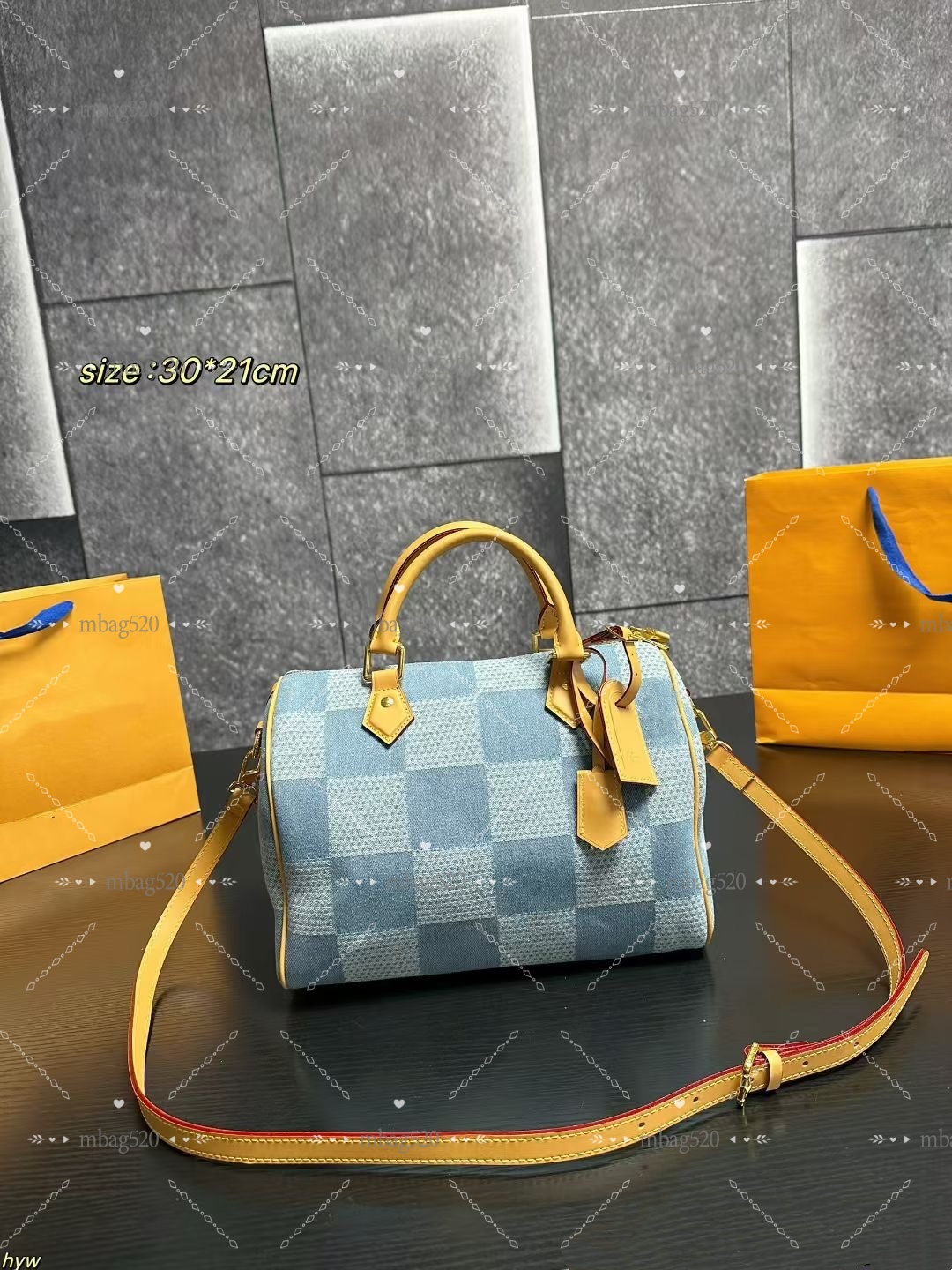 Top quality Women trendy tote bag Shoulder bag P9 Designer Week end bag tote crossbody Boho Speefhdys Spy30cm bags Travel handbags Pillow bags Bosto