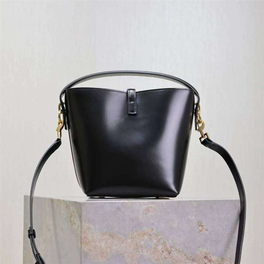 Sac de mode Femmes de haute qualité Grande capacité Single Bodage Crossbody Top authentique Vache en cuir en cuir sac à main