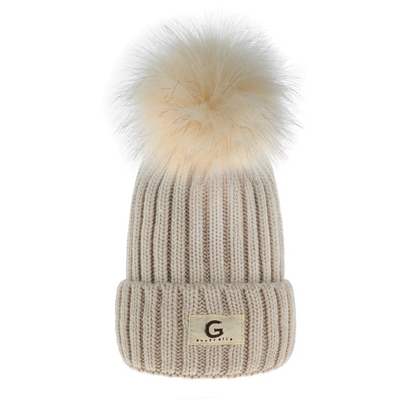 Beanie Caps Fashion Designer hats sport Ski Cap Men Women Warm Winter Beanie Faux Fur Pom Poms Bobble Hat Outdoor hats A-6