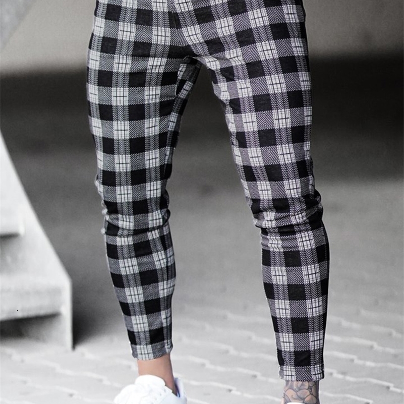 Plaid Casual Muscle Brothers Camouflage Sports Pants Mens Fitness Outdoor Running Training Pants Slim Fit 250920