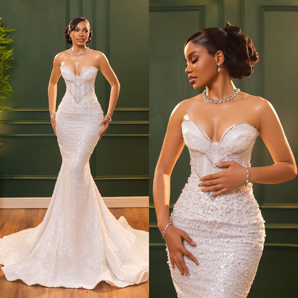 Robe de mariée de sirène classique chérie couche sans manches manches nues en manches perles perles paillettes cristallines balaye les robes de t