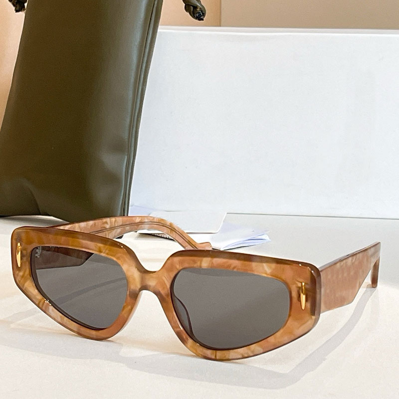 Vintage Women Small butterfly shaped Sunglasses Designer Acetate Glasses LW40106I Luxury Womens Beach Sunglasses Fashion Brand Sunglasses