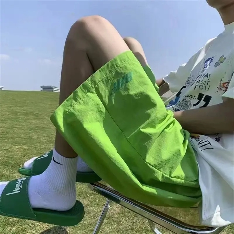 Y2k Mens Shorts Man Fluorescent Green Beach Pants Summer Loose QuickDry Cotton Sports Gym Cargo Hip Hop Streetwear y250920