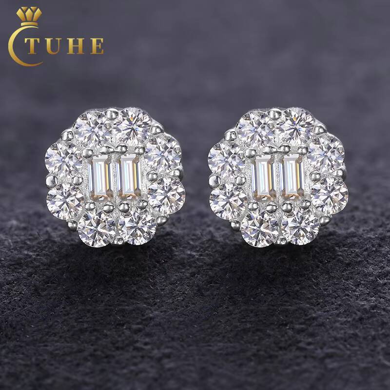 Pass Diamond Tester Fashion Flower Shape 925 Sterling Silver Iced Out Baguette Moisanite Mariage de mariage Boucles d'oreilles