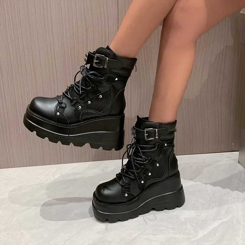 2024 New Design Women Punk Gothic Motorcycle Boots Platform Chunky High Heel Ankle Boot Ladies Cool Wedge Black Female Shoes W250922