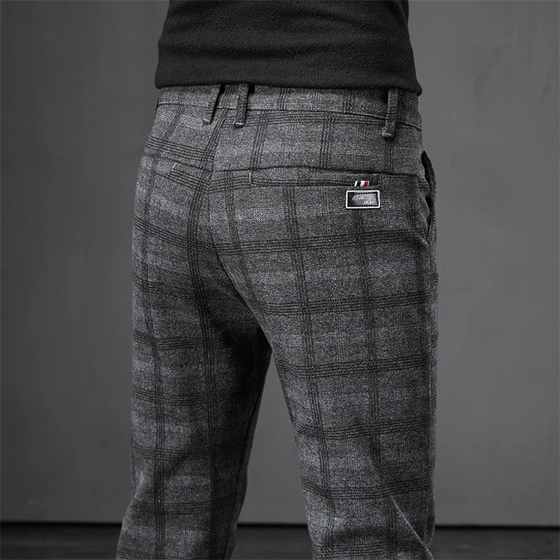 Autumn Mens Brushed Plaid Casual Pants Korean Style Gray Elastic Straight Slim Fit Fashionable Work Pants Blue and Black Male 250920