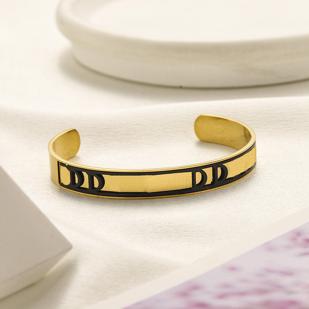 Fashion designer bracelets women letter bracelet designer bangle white black plated blue pink gold silver bracelet wide ladies designer jewelry