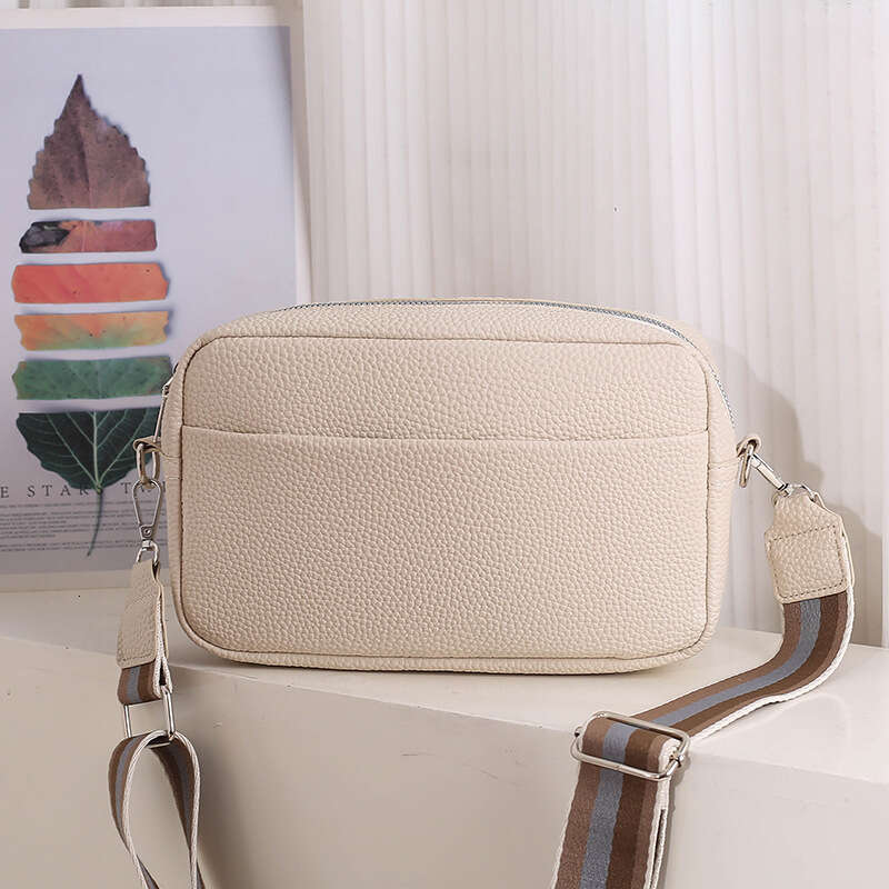 Pattern Lychee Pattern Women's Crossbody 2025 Nouveau design de niche large sangle de sangle simple Sac à bandoulière simple