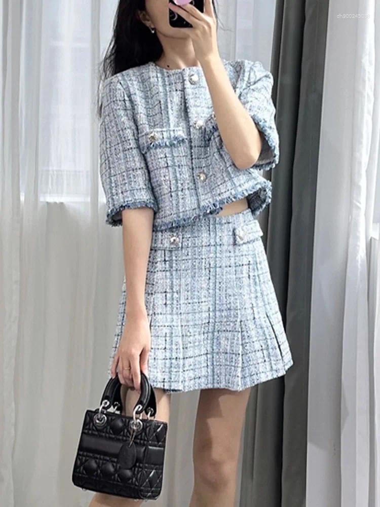 Vestes pour femmes Round Nou Femmes Veste à carreaux Tweed Tassels Trois quarts à manches évasées manteau à poitrine simple ou mini jupe plissée