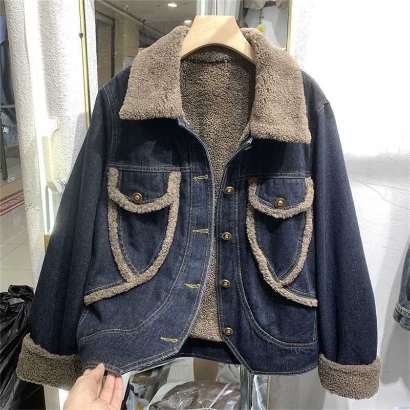 Femmes vestes en jean hiver épaississent chauds reverses manteaux de cols de vintage simples de poitrine de poitrine simple lavée 2025 Streetwear