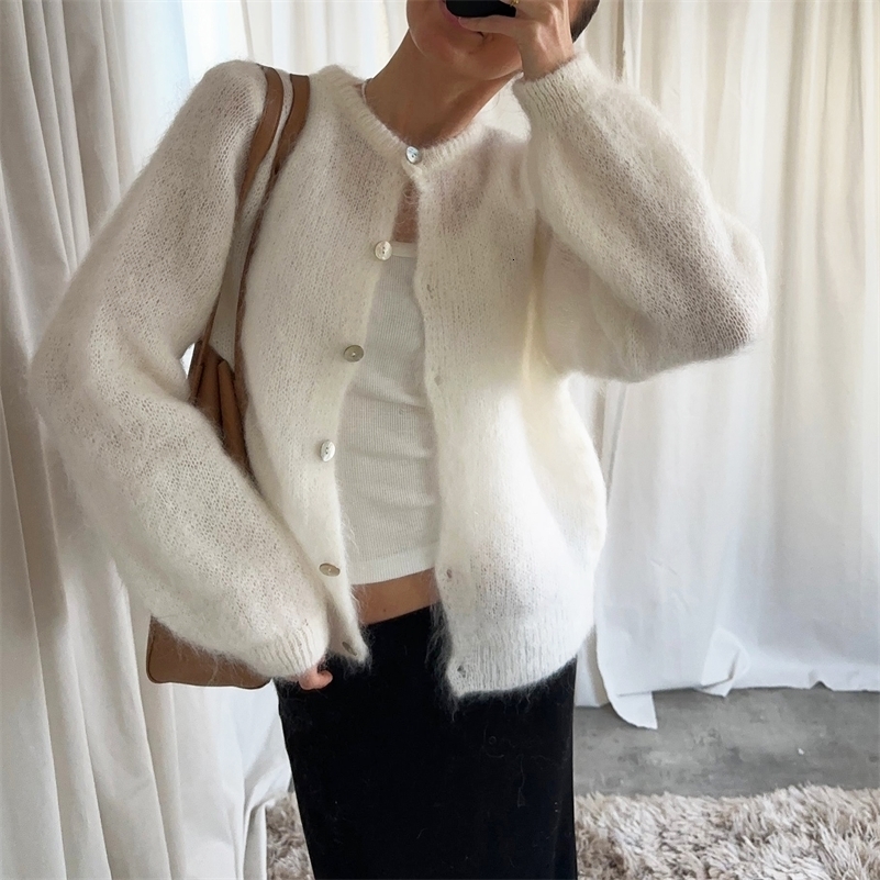 Tricot-tricot d'automne de printemps Y2K Streetwear Femmes Boutonnes Pullaires Couleurs massives légères décontractées Cardigans en tricot à manc