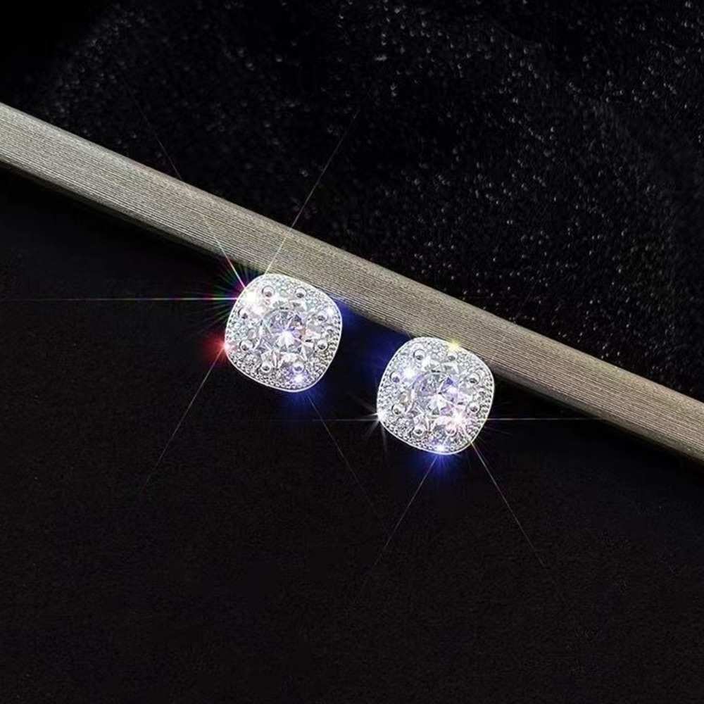 Stud Classic Diamond Oreing Brings Desinger Bijoux pour hommes S925 Silver Six Claw incrusté de boucles d'oreilles en diamant tendance Hiphop Moi