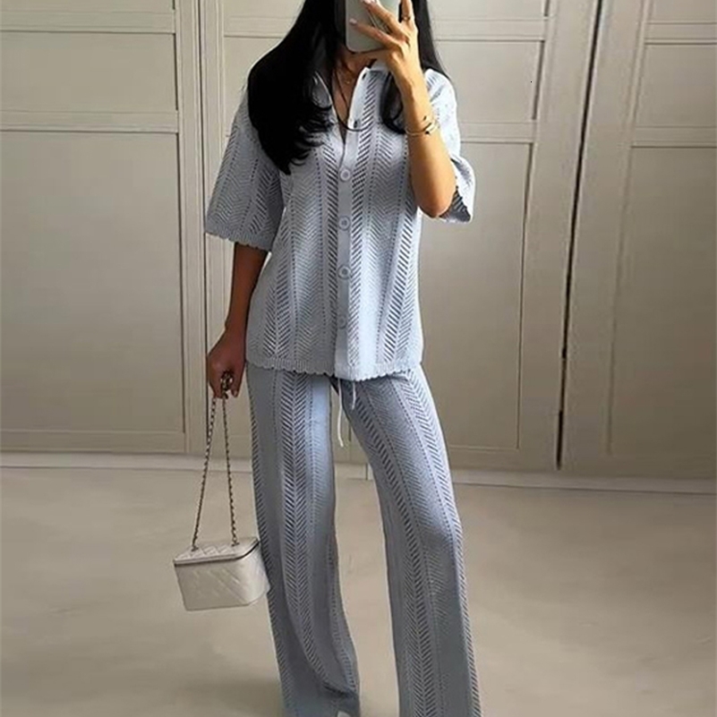 Pantalon en tricot décontracté costumes femmes revers à revers courts manches creux de poitrine simples femelles 2025 Taille élastique d'été sets