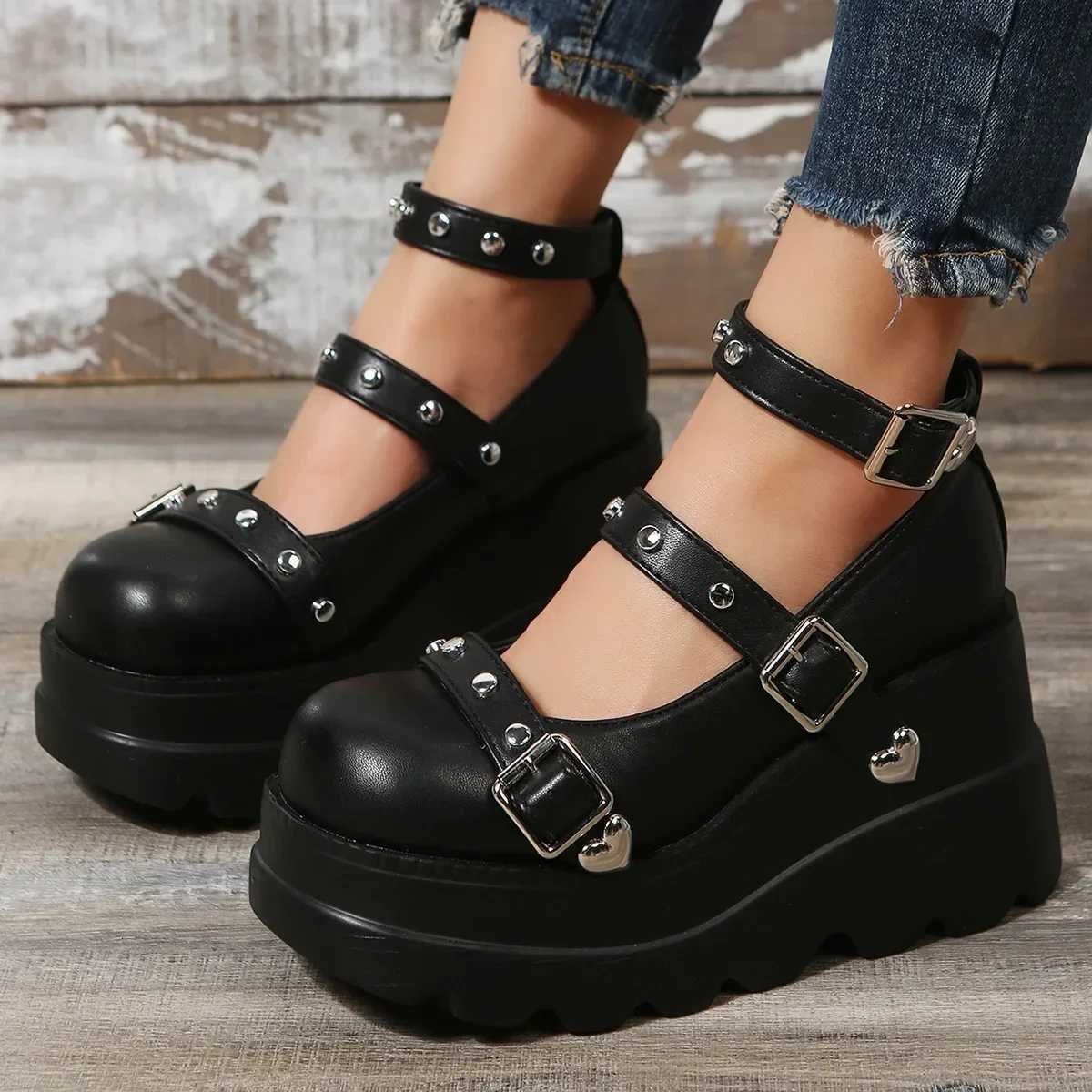 Plates-formes de fond pour femmes épaisses chaussures noires gâteau à talons hauts chaussures coeur douce princesse mary jane chaussures lolita w