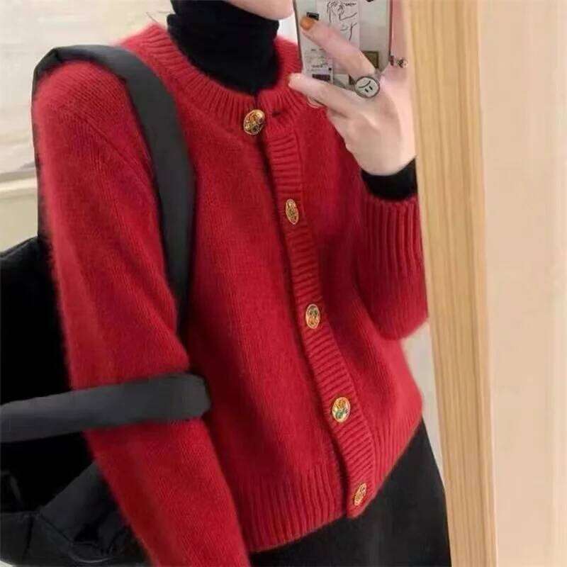 Nouveau automne / hiver rouge 100% cachemire Cardigan Poulain de laine féminin épaisseur de finition lâche épaisse