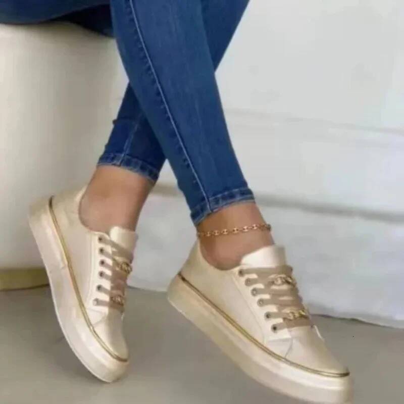 Plateforme pour femmes Round Head Lace-Up Flats Sneakers Fashion Leather Casual Ladies Vulcanisé chaussures plus taille 36-42 Ddmythur