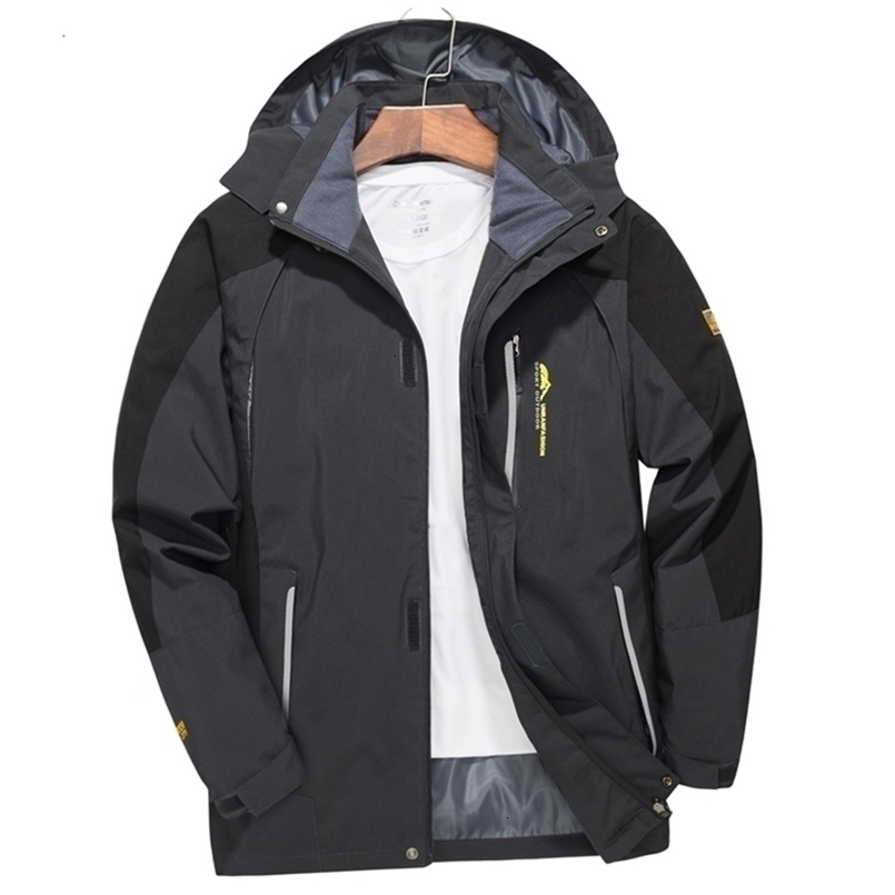 Mens Waterproof Hiking Jacket Large Size Windproof Windbreaker Camping Hunting Running Trekking Fishing Coat Men Outdoor250922ww