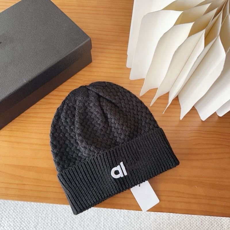 Winter hat Fashion Neutral Knitted skullcap Designer Beanie Hat Suitable for Men's and Women's Autumn/Winter Hats Warm Trend