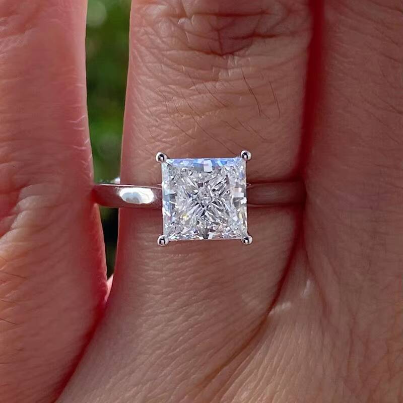 Lovely Princess Cut Lab Diamond Ring in 14K Solid Gold 1Ct 15Ct 2Ct Diamond IGI Certified DVVS1