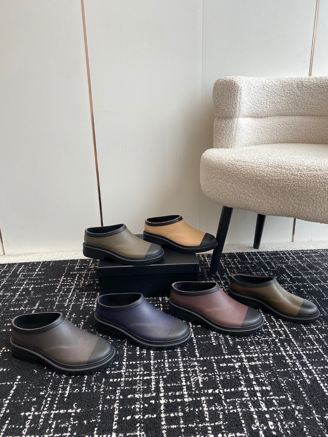 10A Top Quality 2025 Printemps, été, automne et hiver Chaussures faites à la main, en cuir authentique doux bas à la main