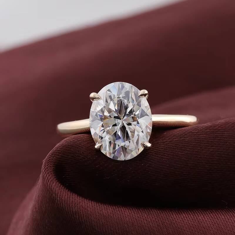Bijoux à vente chaude 18k jaune massif or avec VVS 3CT OVAL CUT Moisanite Diamond For Women Wedding Angles