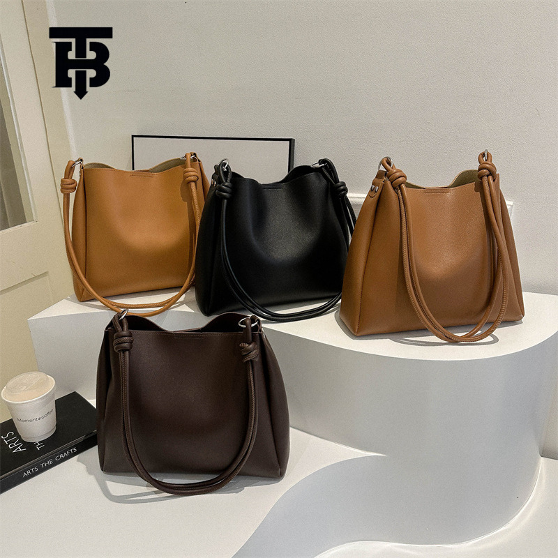 TB BHULAMTE Free Shipping New Designer Bag Commuter Large Capacity Fashion Mother And Daughter Bag Women's Texture Shoulder Bag 2025 Winter Buc