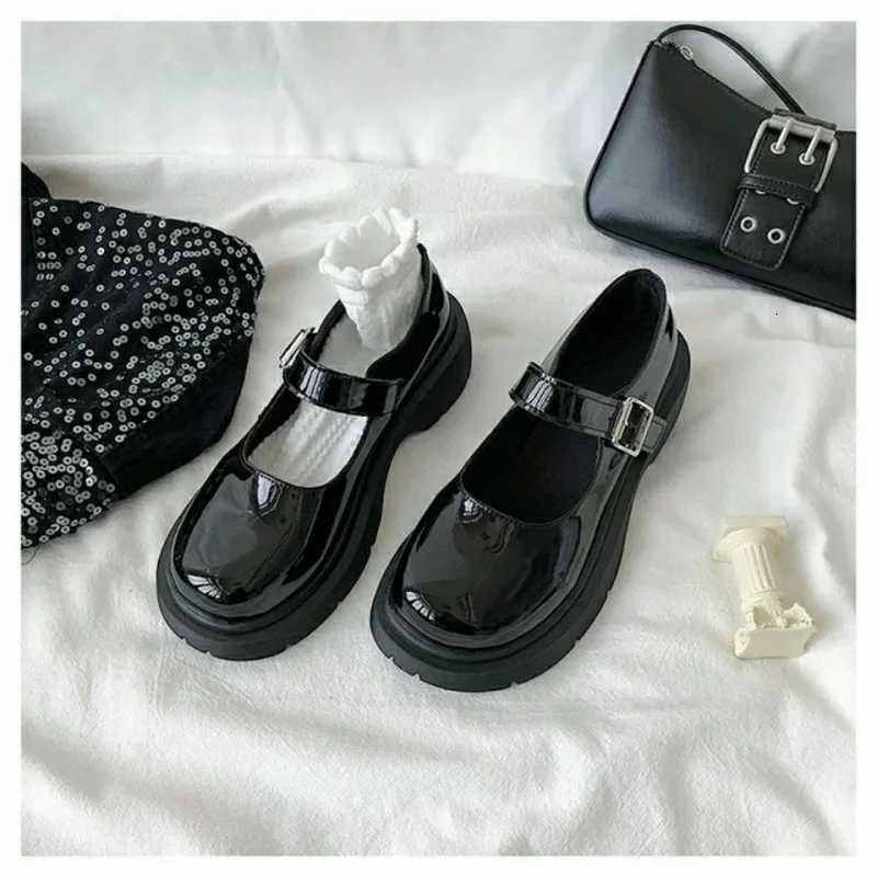 2024 Summer New Womens Shoes Japanese Style JK Flats Cute Student Mary Round Head Flat Shoes With Skirt For Girls W250922