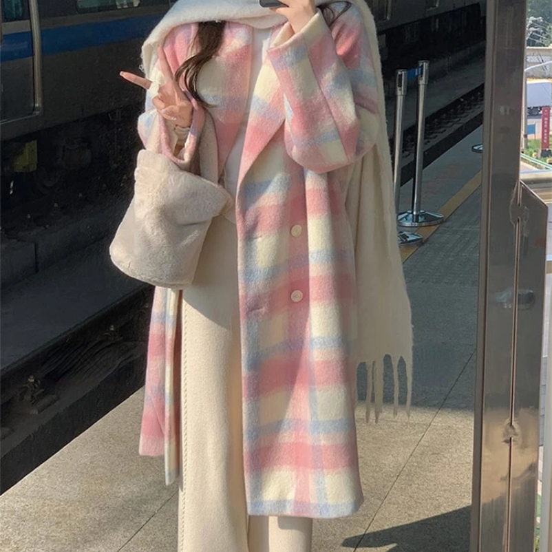 Winter Rainbow Woollen Coats Women Casual Warm Loose Plaid Long Coats Female Korean Fashion Office Lady Trench Jackets Y2k 240914