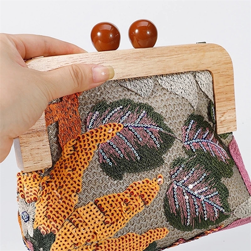 Fashion Sequins Flower Embroidery Clutch Bag for Women Wooden Clip Shell Shoulder Crossbody Bags Elegant Small Female Pursess 240627