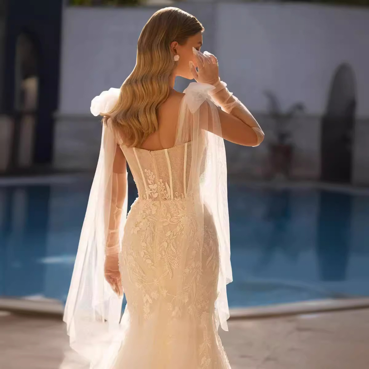 New Vintage Off The Shoulder Lace Mermaid Wedding Dresses Deep Tulle Sleeves Applique Spaghetti Straps Ruffles Sweep Train Plus Size Wedding Dress B