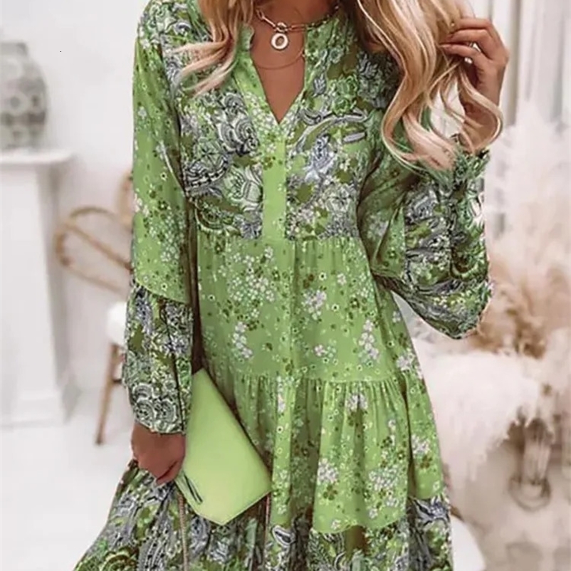 Womens floral print midi dress elegant pleated flame sleeve casual dress womens V-neck loose bohemian beach holiday dress 240824bj